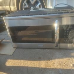 FRIGIDAIRE MCROJONDAS  TRABAJANDO 