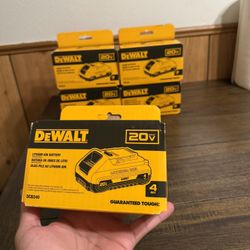 DEWALT 4.0Ah Battery 🔋