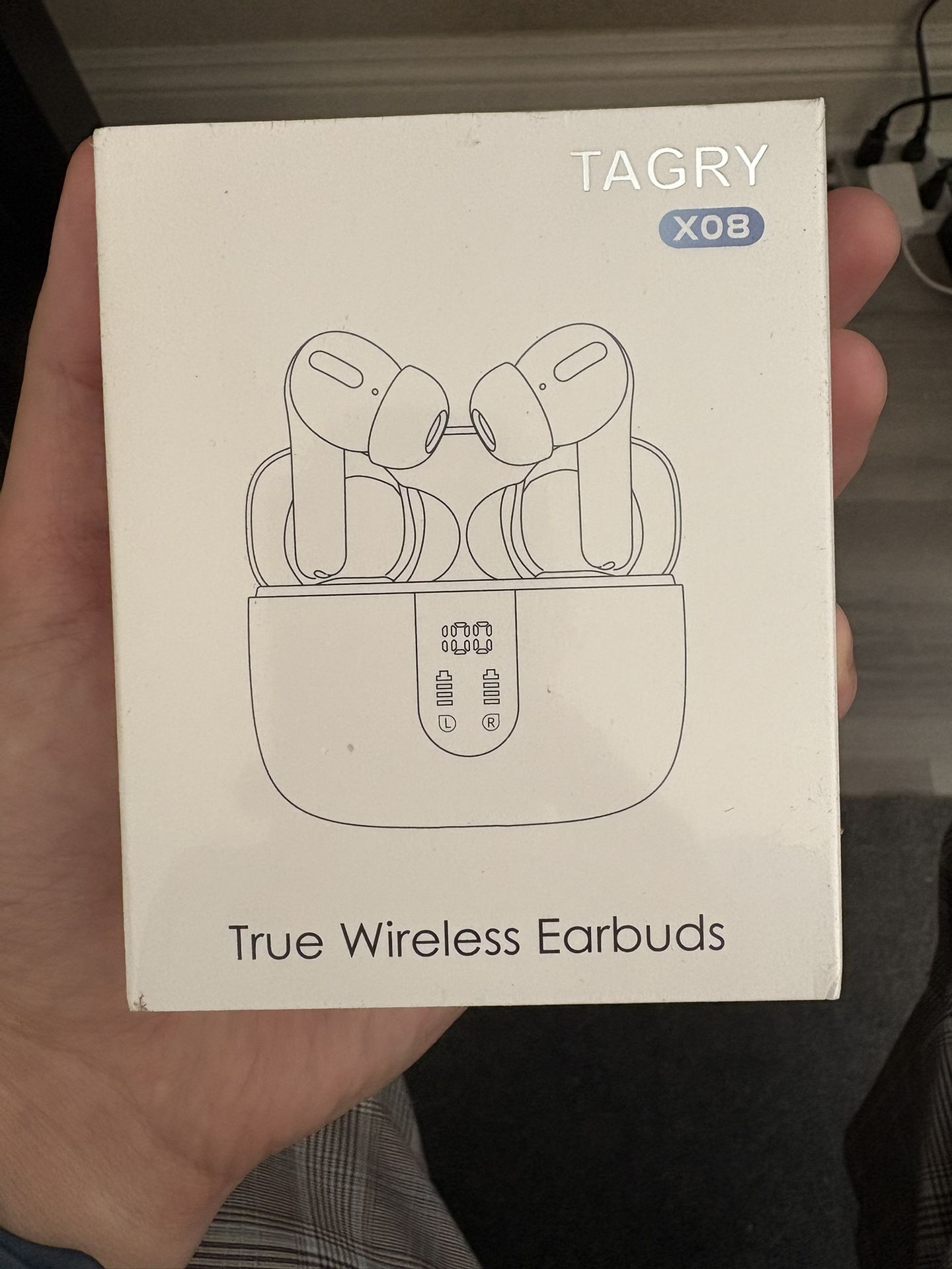 Wireless Earbuds (Brand new)
