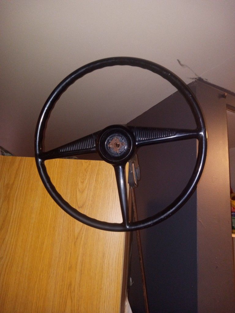 Steering Wheel For A 1954 Ford 2-door Coupe Original Factory Wheel