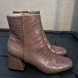 Steve Madden Boots