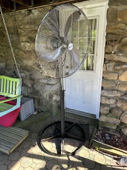 AIRMASTER Heavy Duty Air Circulator, 30" Pedestal Fan, Model 20900