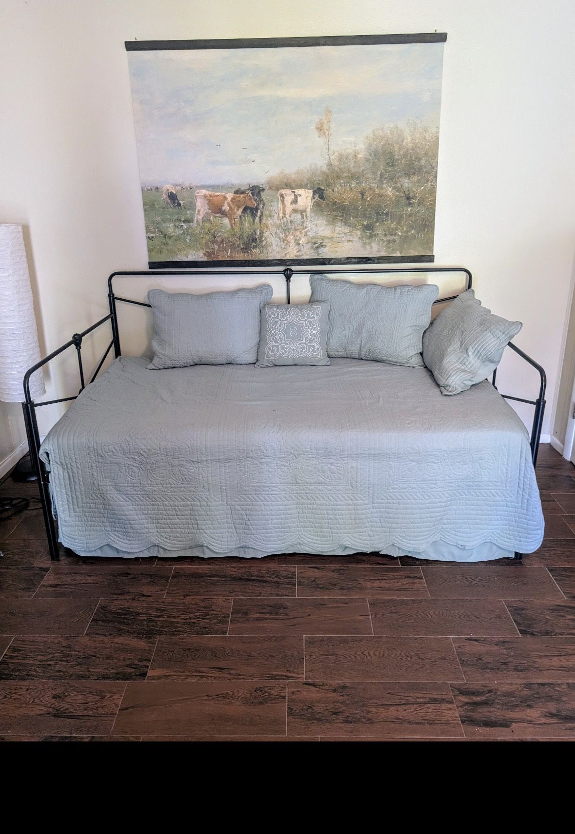 Twin Daybed with Trundle and 2 NEW twin mattresses – Complete Guest Room Setup, Ready to Go!