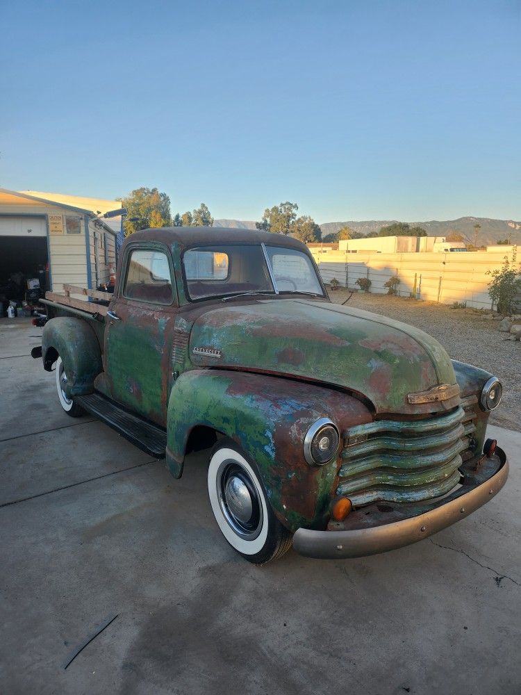 3100 Lowrider Classic Bomb Hot Rod