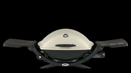 NEW in box: Weber Q 2200 1-Burner Portable Propane Gas Grill in Titanium.   Free Stand (Stand USED)