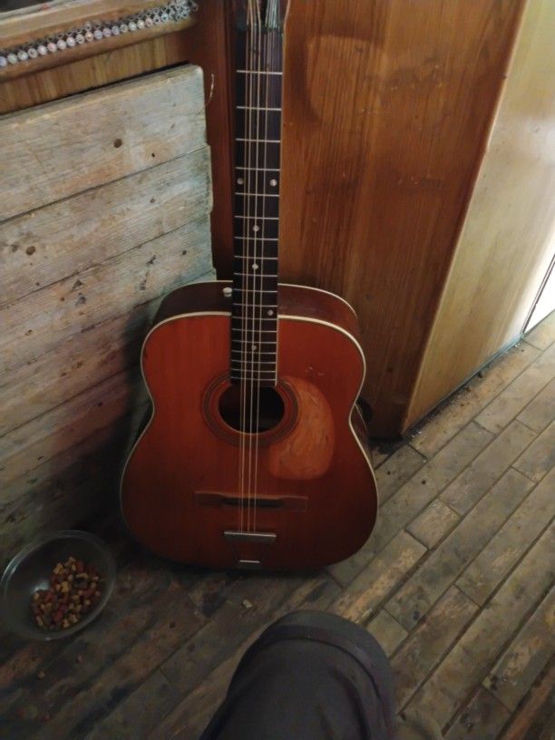 Harmony Late 60s I Think Rosewood Fret Board 12 String