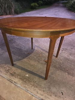 Drexel Counterpoint Round Extension Walnut Dining Table