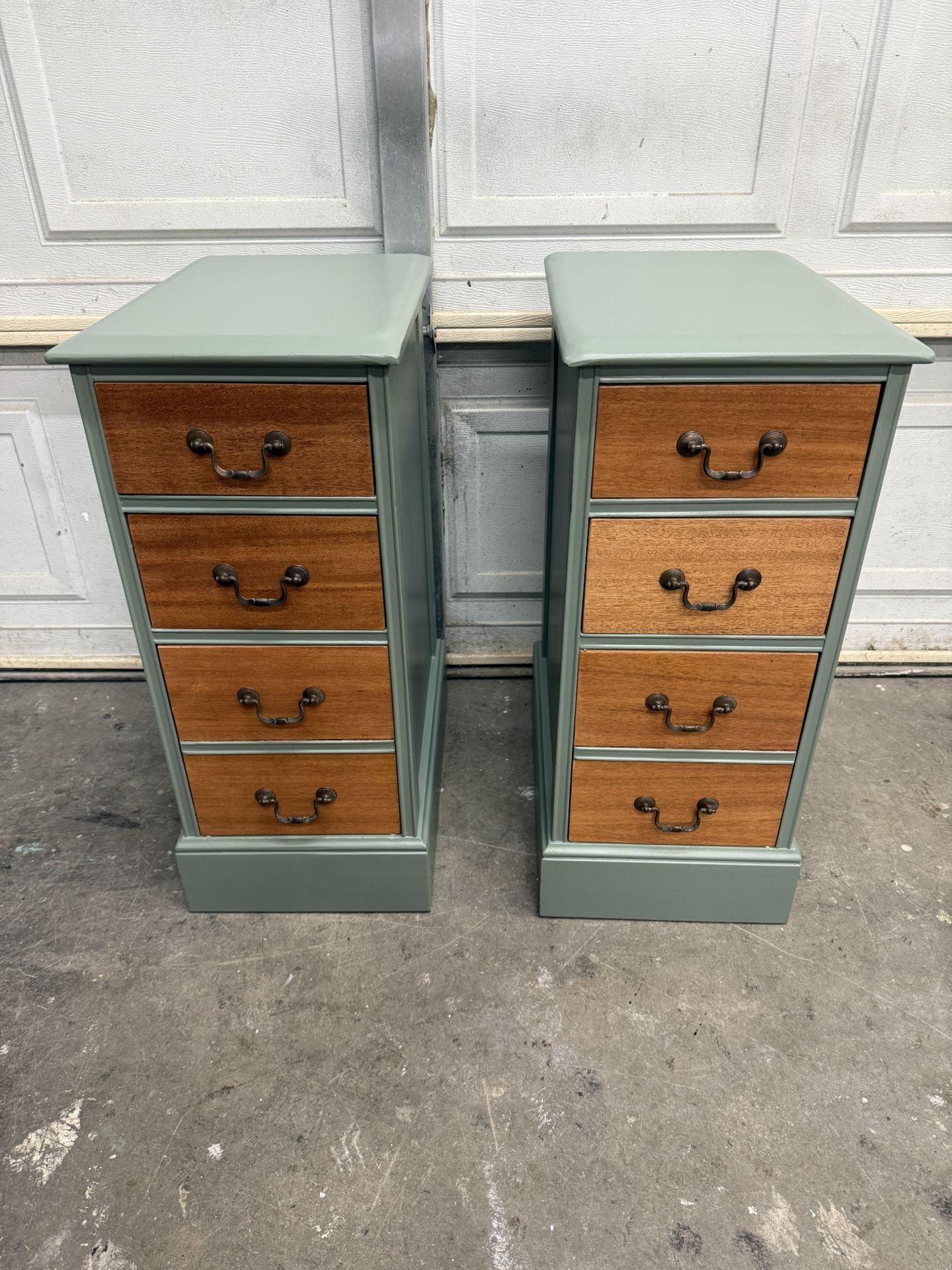 Wooden Nightstand Set