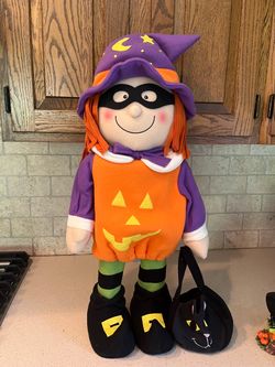 cute "trick or treater" soft statue
