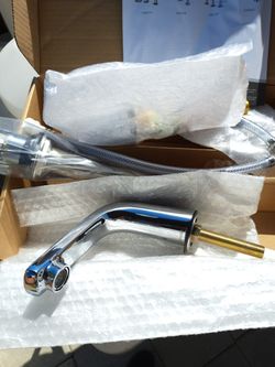 Bathroom Faucet
(New)