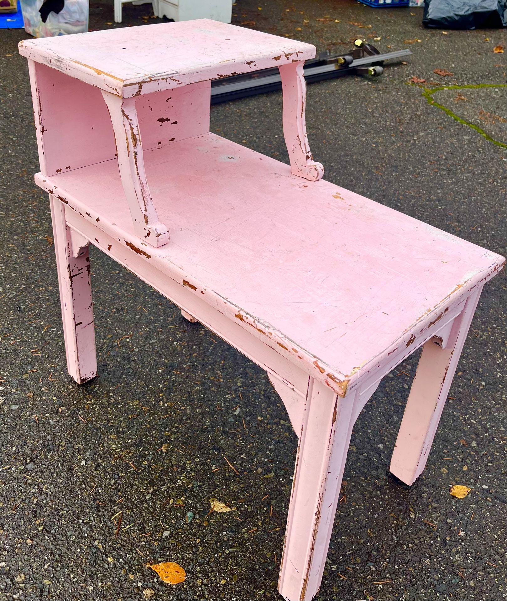 Vintage-style distressed vanity table