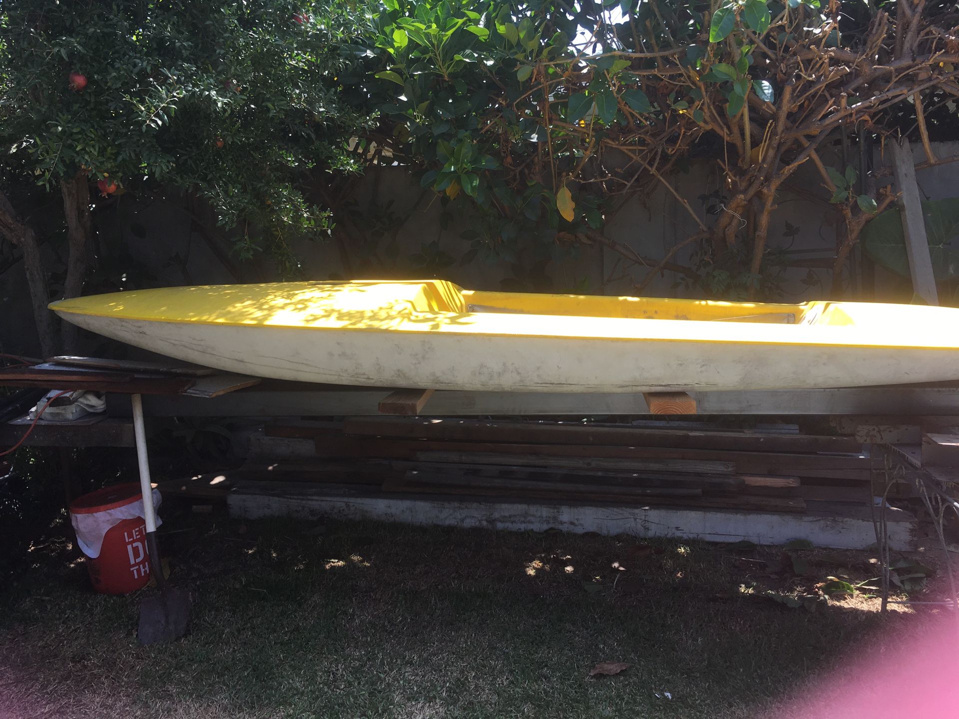 Fishing boat/Canoe