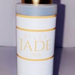 Riley Jade 1960 reenergizing antioxidant toner hyper pigmented all skin types