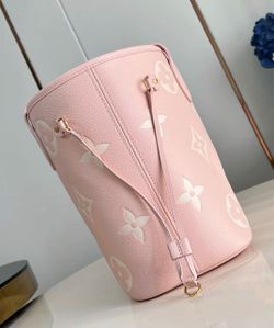 Louis Vitton pink Bag set *BRAND NEW‼️* (comes w box)