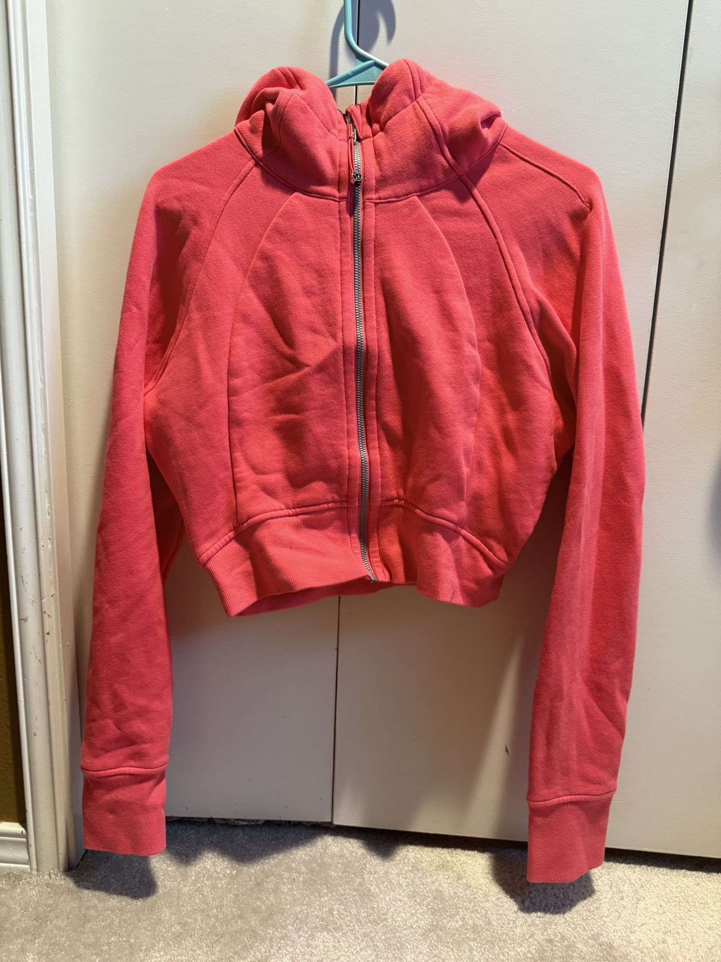 Pink Lululemon Scuba Hoodie Cropped Size 8