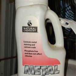 Metal Free Pool Chemical 1 Quart