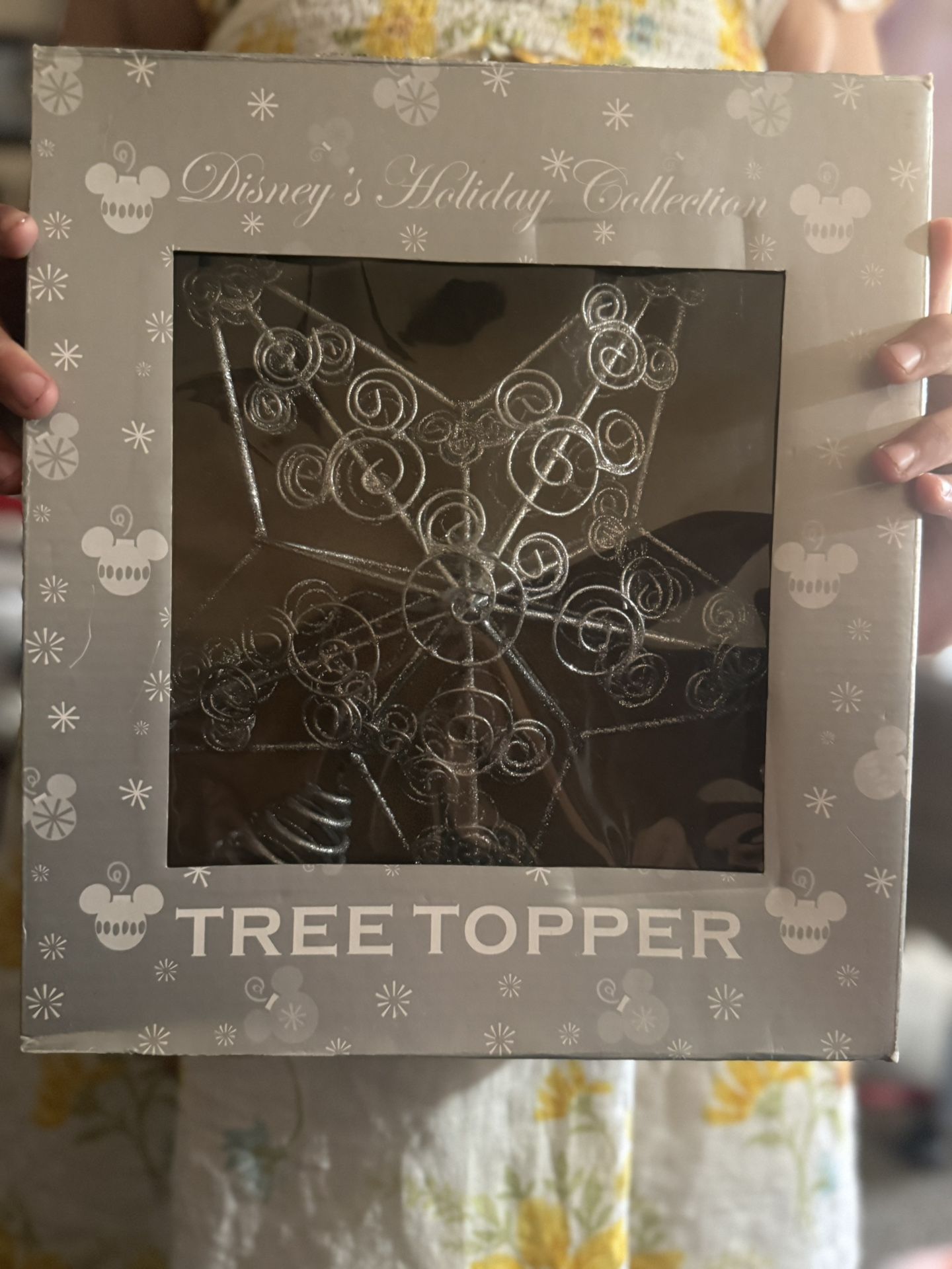 Disney Parks Exclusive Mickey Icon Silver Star Tree Topper