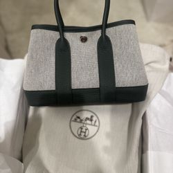 Brand New Hermès Garden Party TPM 23 Ecru-Noir/Vert / Full Set / Canvas & Negonda / 100% Authentic
