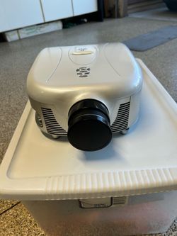 Projector by Pyle