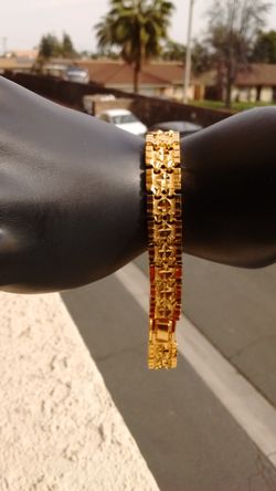 18K gold plated bracelet