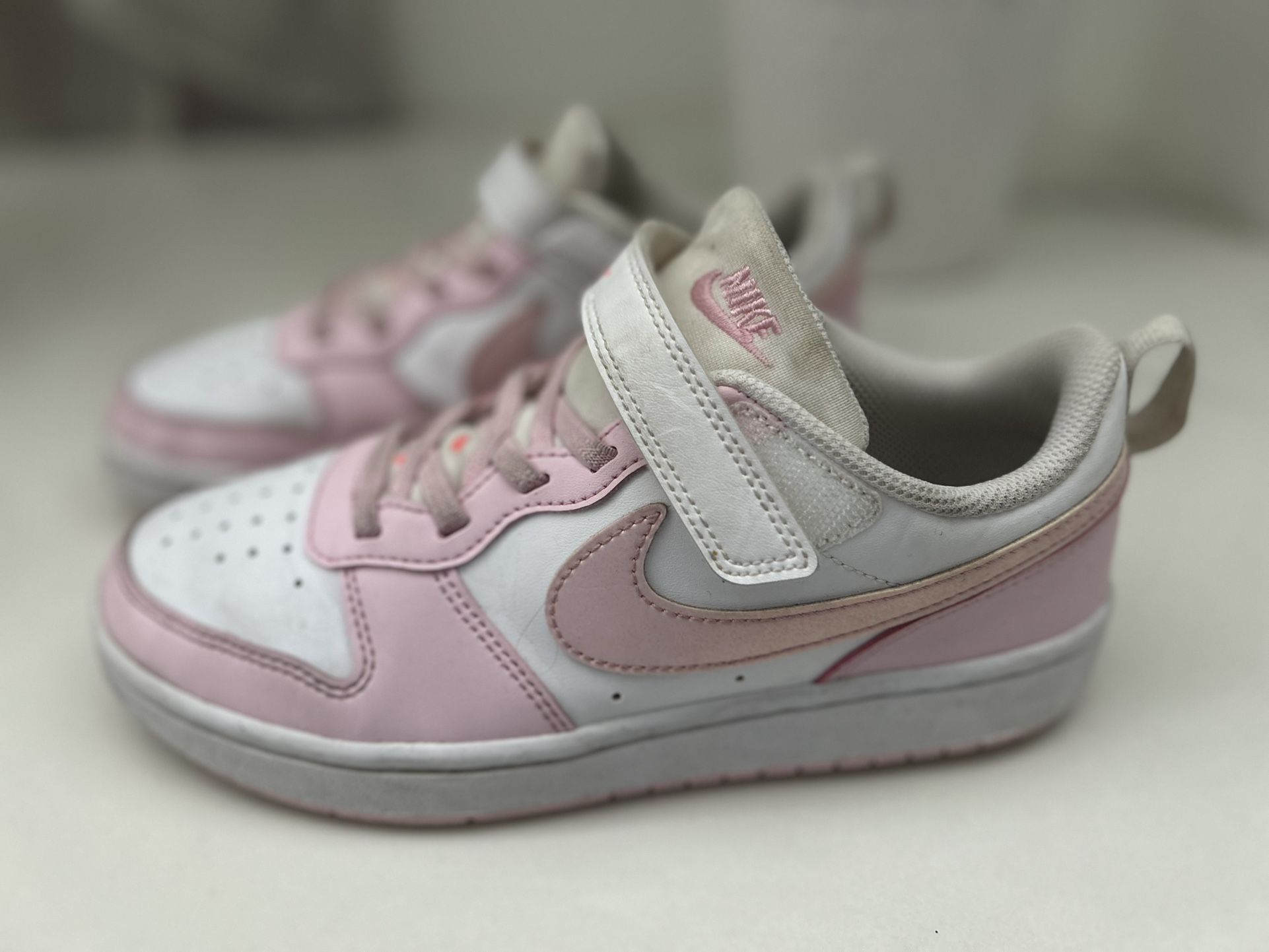 Nike Shoes Pink