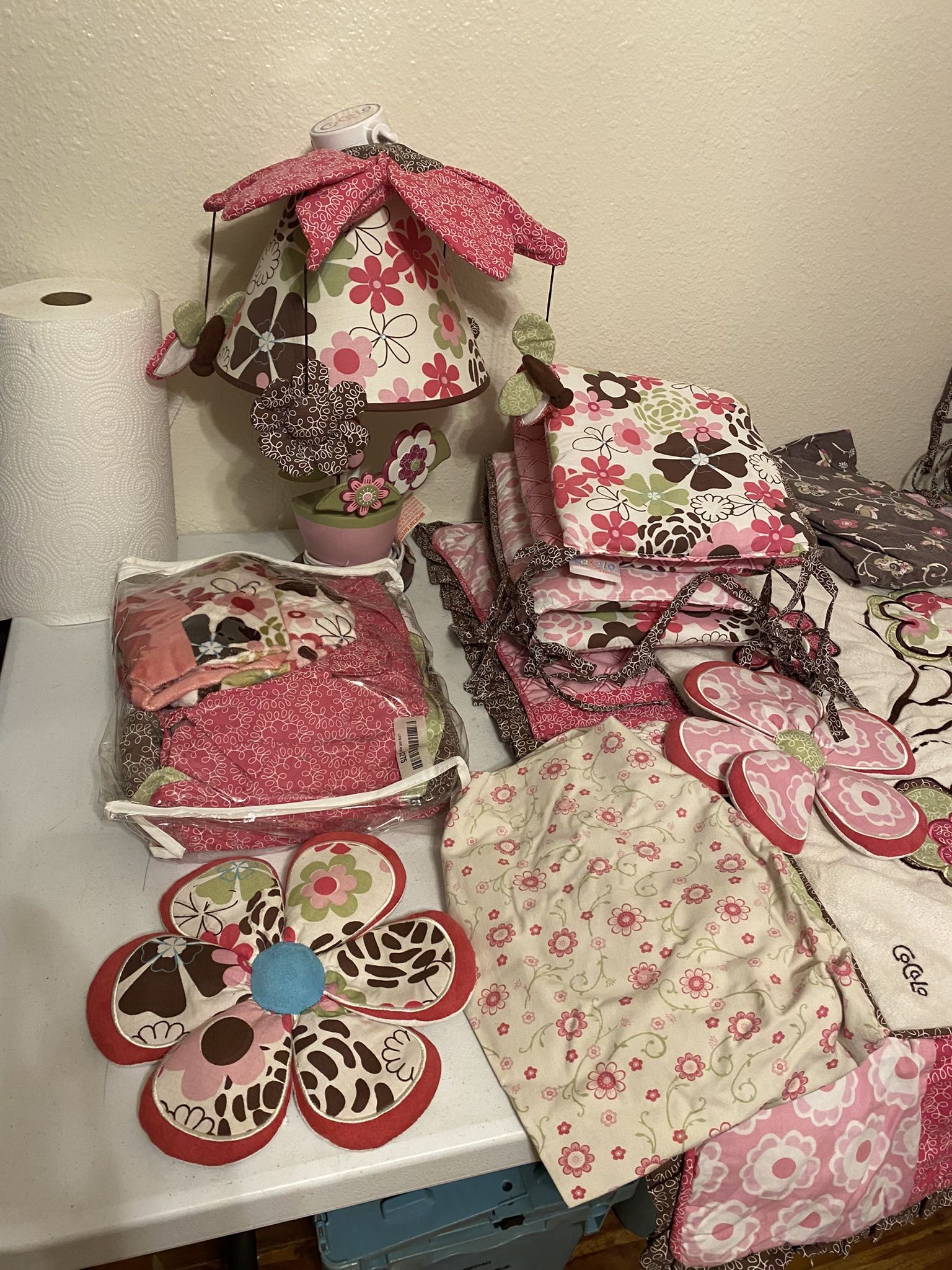 Girls Cocalo Bedroom Crib Decor Bundle!