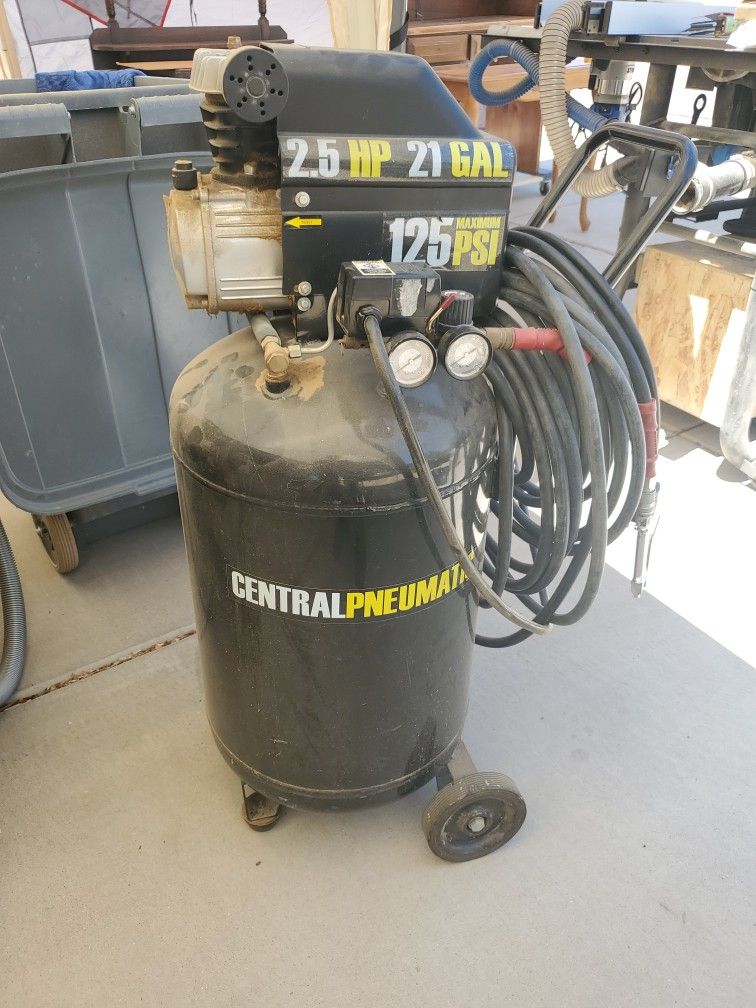 2.5hp 21gal Compressor