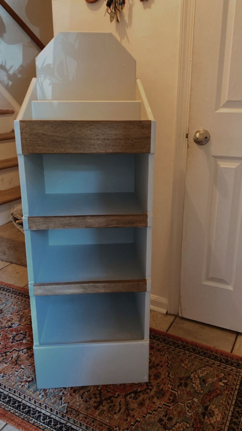 Shelving unit