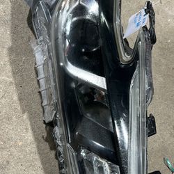 2016-2018 Nissan Maxima RIGHT Passenger OEM Genuine HALOGEN Headlight Lamp 