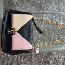 VS Purse, Black Medium Size