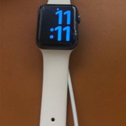 Apple Watch Series Series 3 42mm 