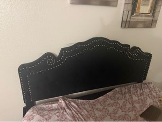 QUEEN BED FRAME