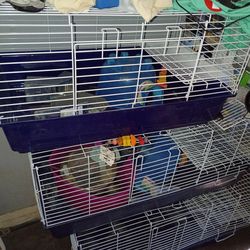 I'm selling these big cage for guinea pig or a rabbit either or