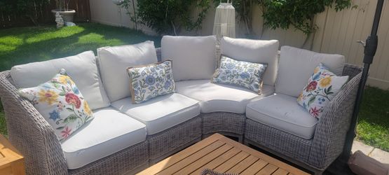 Outdoor Wicker Patio Set