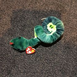 Hissy Beanie Baby Very Rare