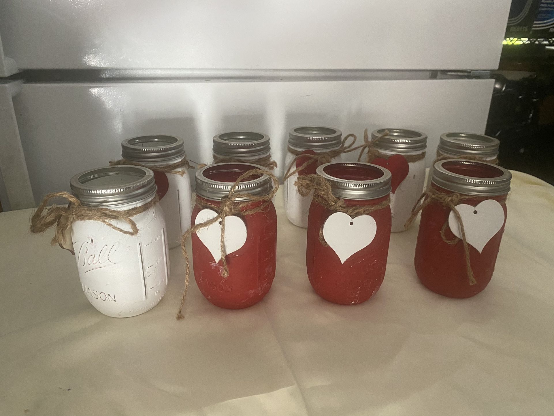 9 Mason Jar Vases For Party Decor