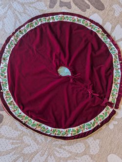 48 Inch Red Velvet Tree Skirt
