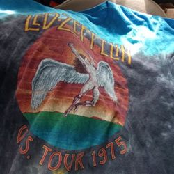 Led Zeppelin U.S. Tour 1975 Shirt. Multi Color.M Men. Mint $15.00 OBO. 