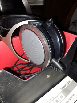 Pioneer SE-700 Vintage Over-Ear Headphones