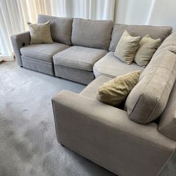 Pottery Barn Pearce 4pc Sectional with Power Recline - $5k+ New