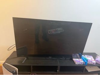Element Xumo TV 43" LED TV