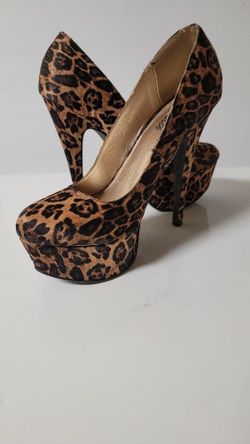 Leopard Pumps Heels