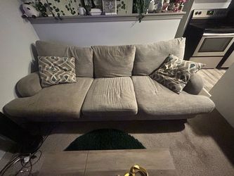 Grey couch medium sized like new