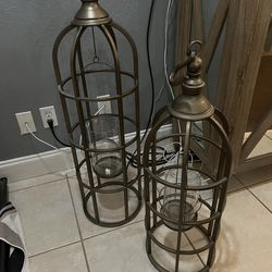 Set of 2 lanterns