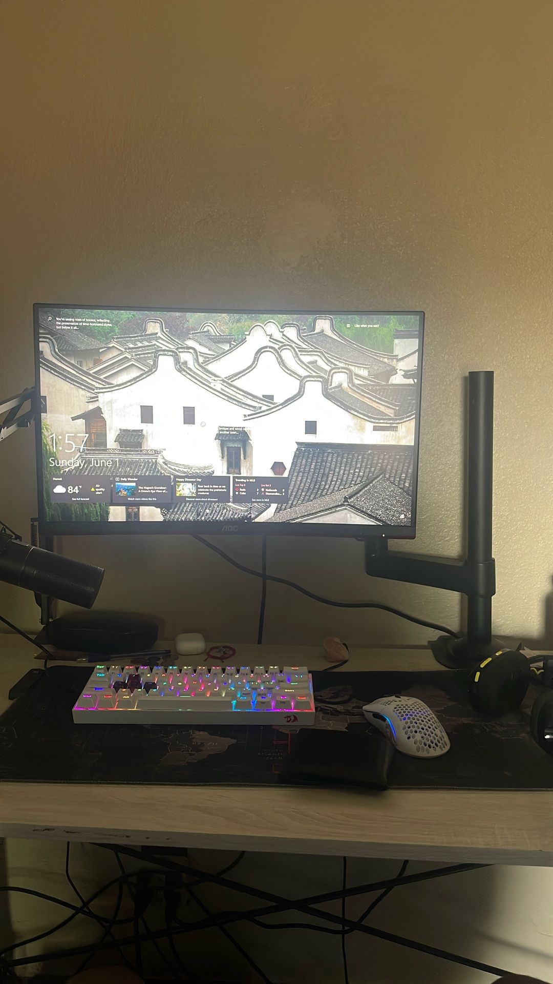 AOC 24” C24G1A Curved Monitor + Dual Monitor Arms (2 Arms)