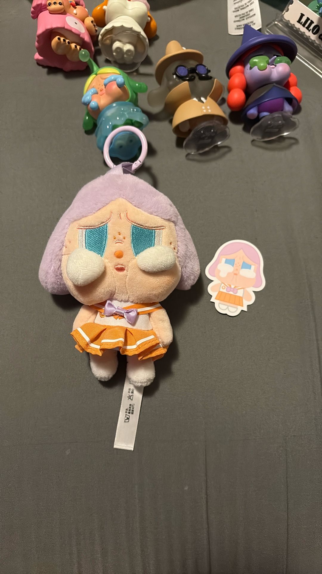 Pop Mart cry baby sunset concert: bright orange pendant