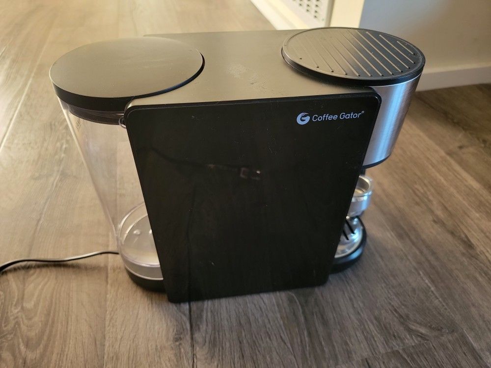 Coffee Gator ESpresso Machine w/milk Frother