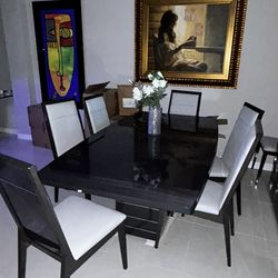 Dining set