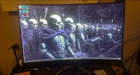 Agon Curved Monitor