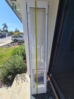Ideal Pet 10.5 in. x 15 in. White FastFit Patio Insert Pet Door for 77.6 in. to 80.4 in. Tall Sliding Patio Door